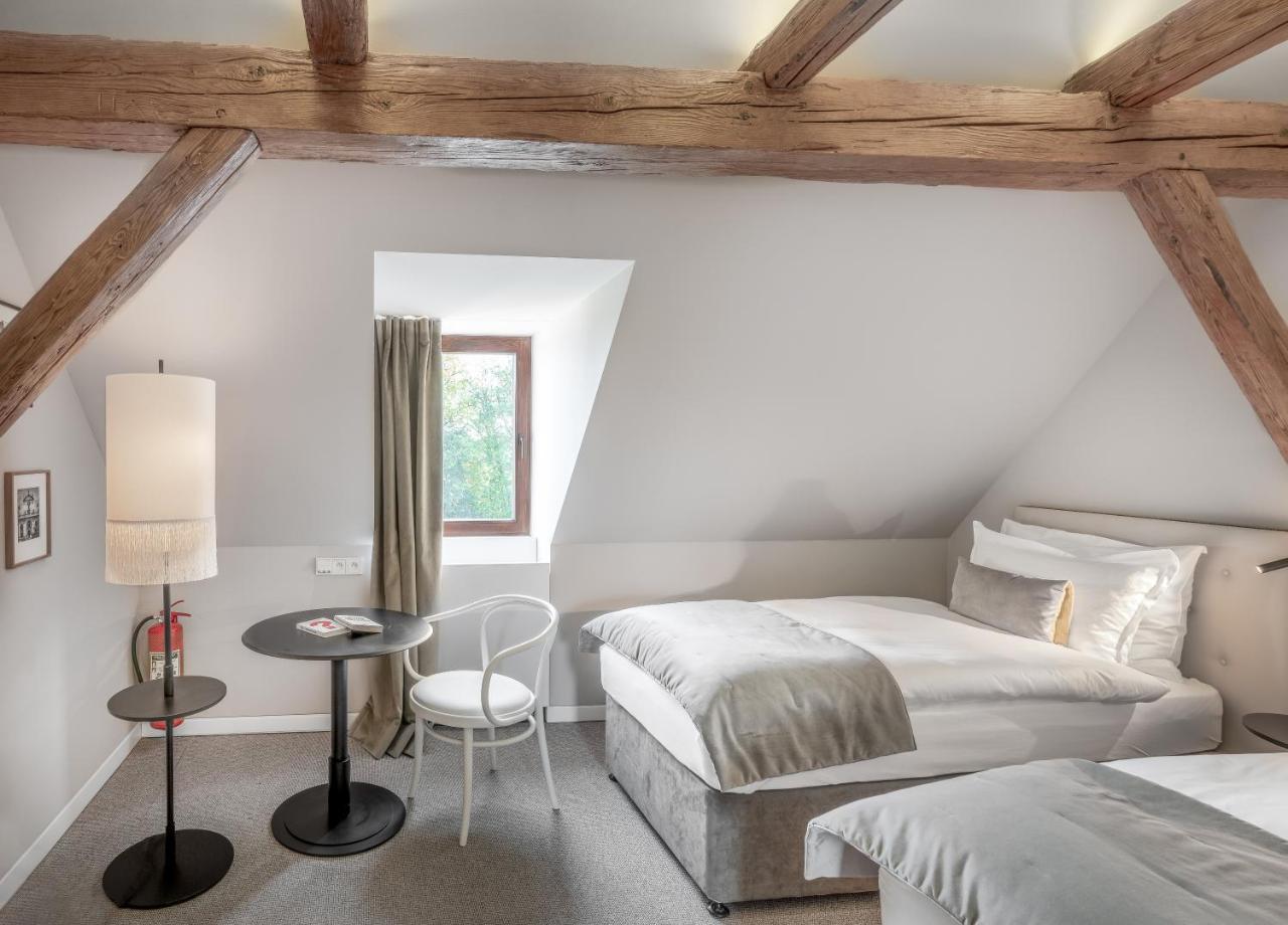Chateau Clara Futura Dolni Brezany 外观 照片