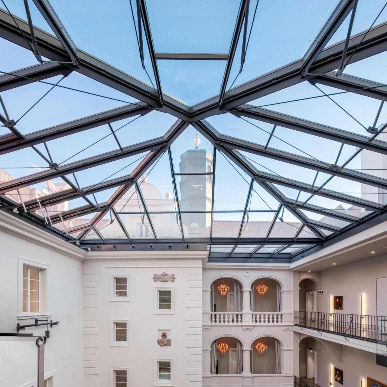 Chateau Clara Futura Dolni Brezany 外观 照片
